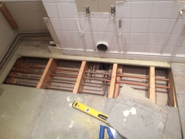 3671DCFC-B2FF-4E56-A1F3-6EDD20B327BF 1 105 C