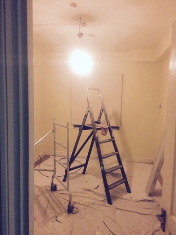 8564B1C8-148A-4E77-B3FF-1C883DF36C48 1 105 C